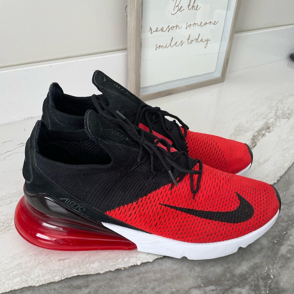 Men’s Nike Air Max 270 Flyknit Sneakers 2017